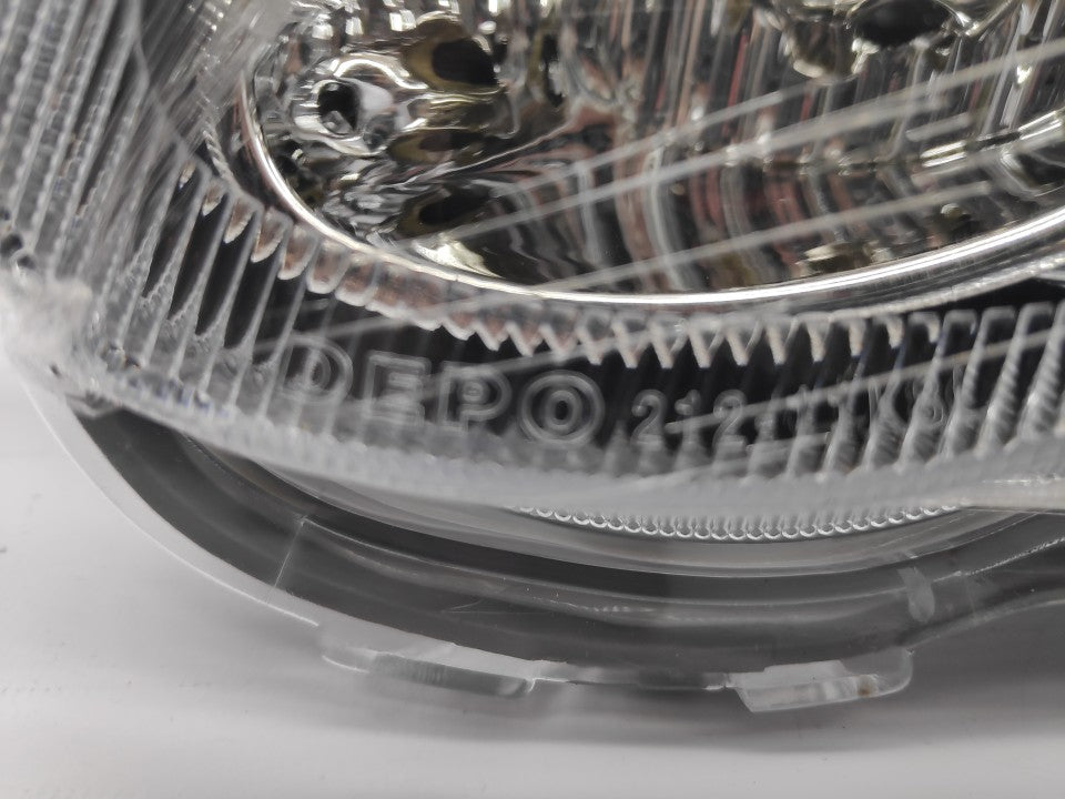 Farol Esquerdo Toyota Yaris 03-05