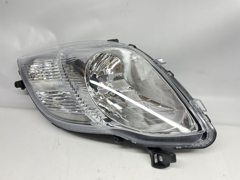 Farol Esquerdo Toyota Yaris 09-10