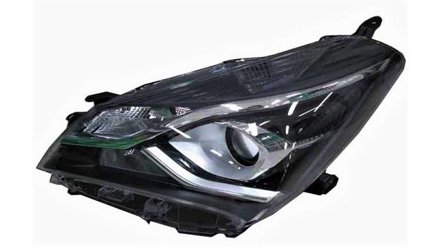 Farol Esquerdo Toyota Yaris 5P 17-