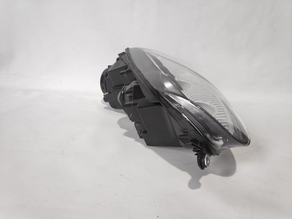 Farol Esquerdo Vw Golf V 03-08 Mascara Preta