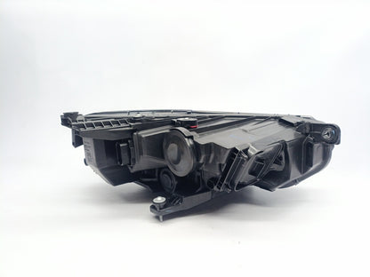 Farol Esquerdo VW Passat 19- Led