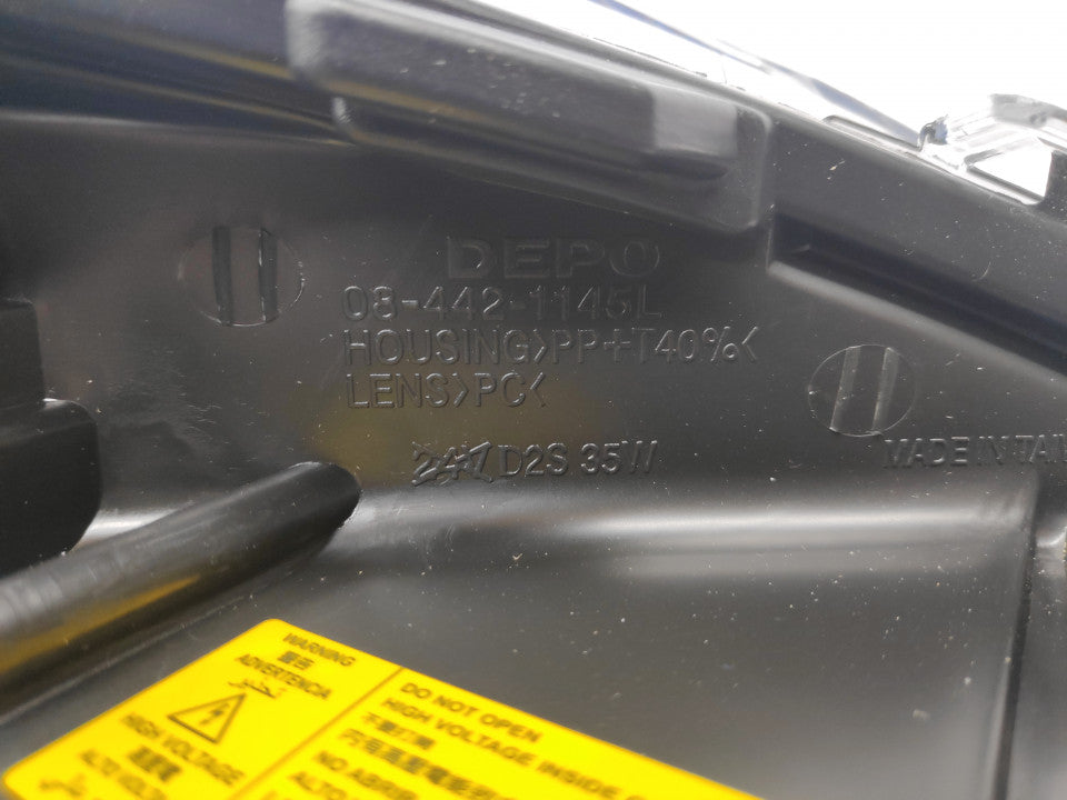 Farol Esquerdo Xenon Opel Astra H 04-11