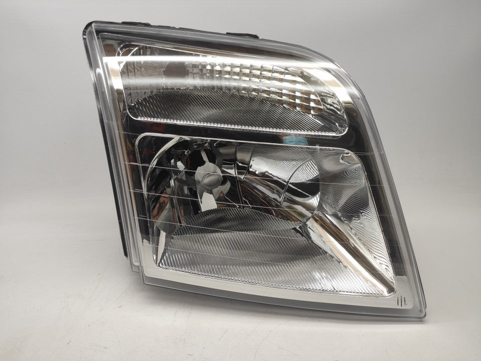 Farol Ford Tourneo Connect 02-13 Direito