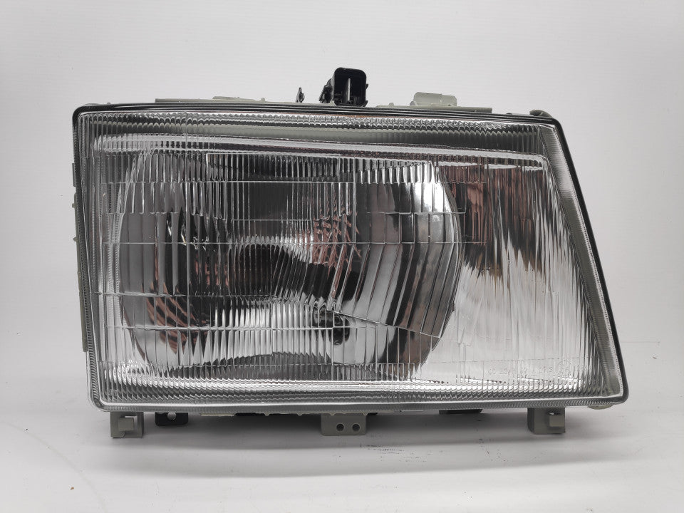 Farol Mitsubishi Canter 05-11 Direito