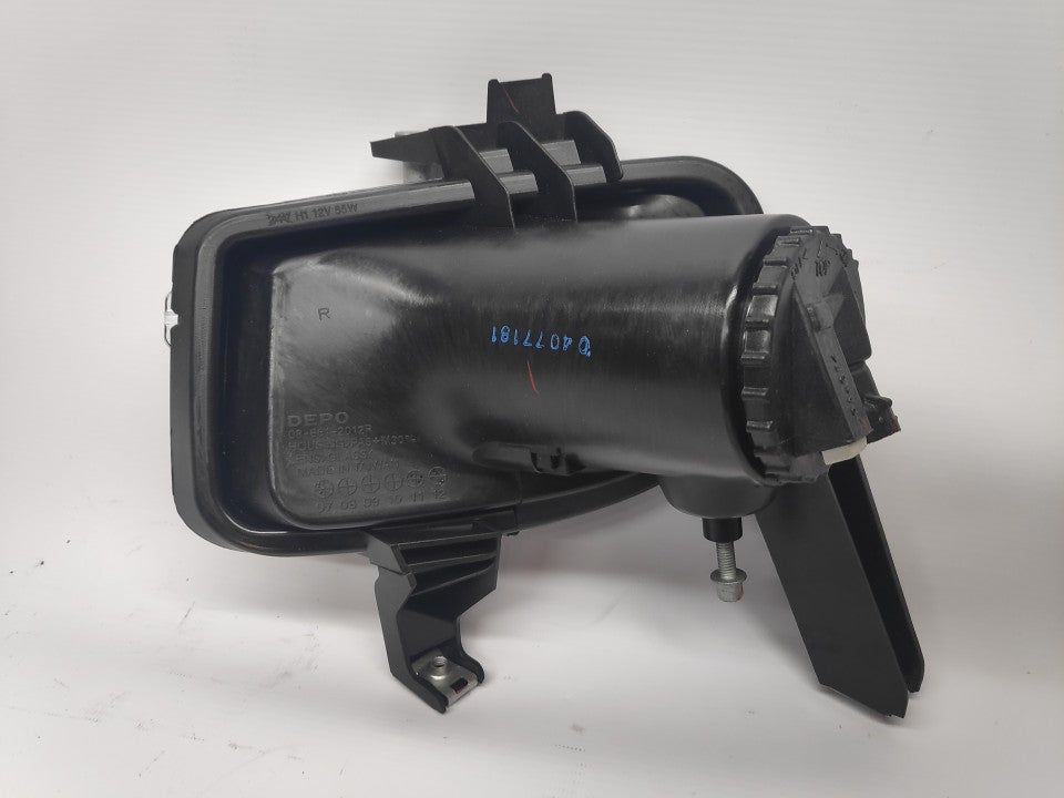 Farol Nevoeiro Direito Fiat Grande Punto 05-09 Fundo Preto