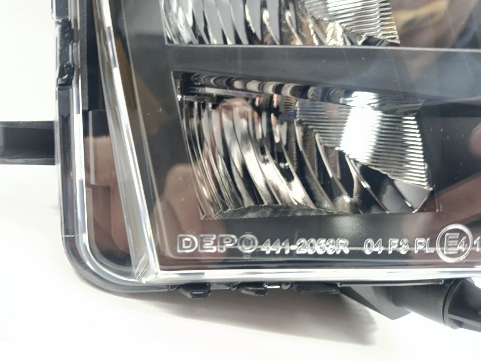Farol Nevoeiro Direito Led Vw Golf VII Gti / Gtd 12-17