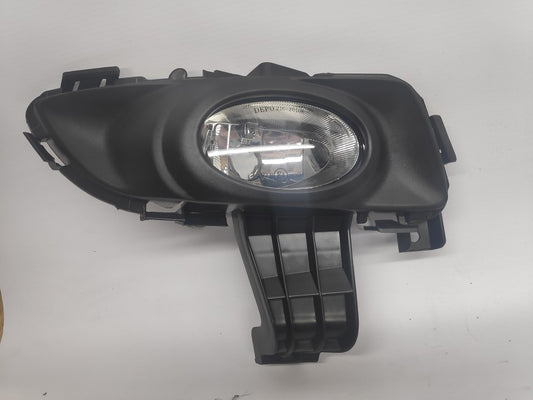 Farol Nevoeiro Direito Mazda 3 Sport Sedan 4P 04-09