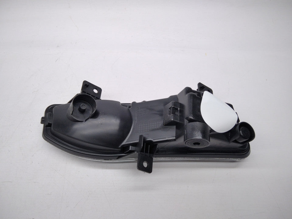 Farol Nevoeiro Direito Nissan Micra 16-