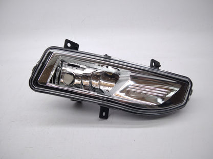 Farol Nevoeiro Direito Nissan Micra 16-