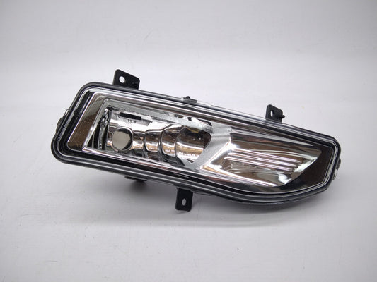 Farol Nevoeiro Direito Nissan Micra 16-