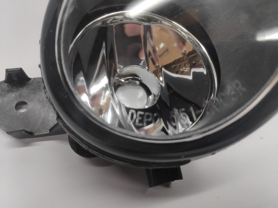 Farol Nevoeiro Direito Opel Movano 10-