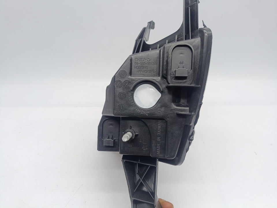Farol Nevoeiro Direito Peugeot 407 04-