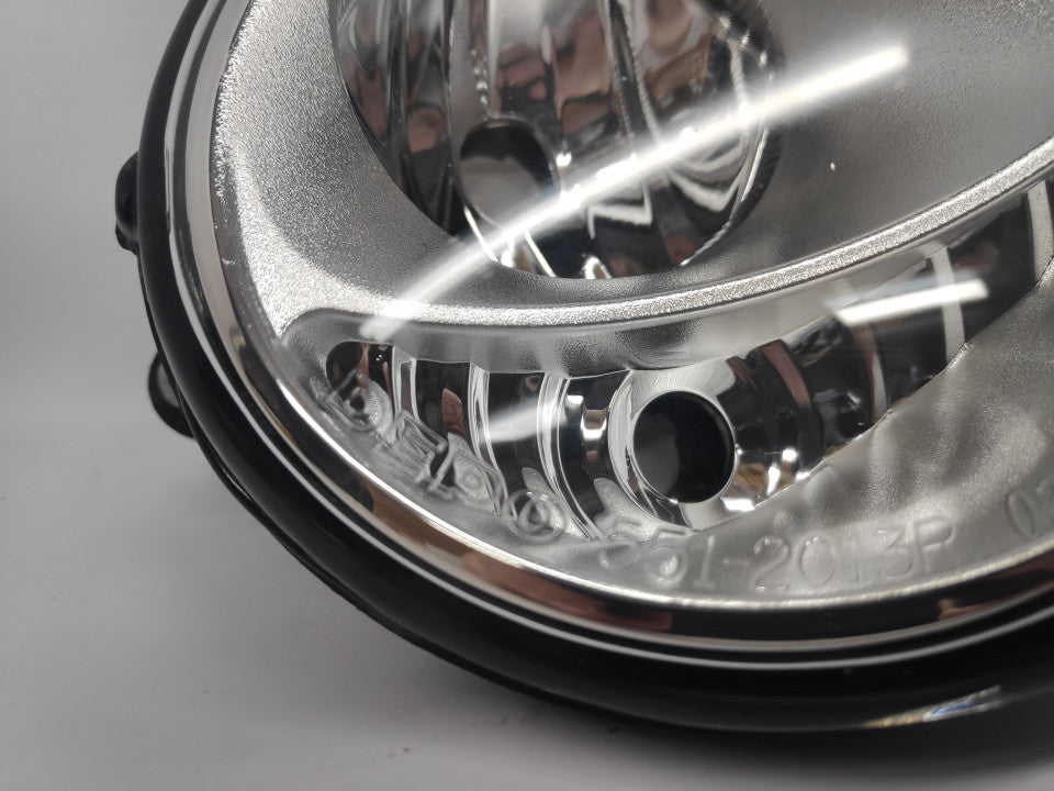 Farol Nevoeiro Direito Renault Twingo II 12-14