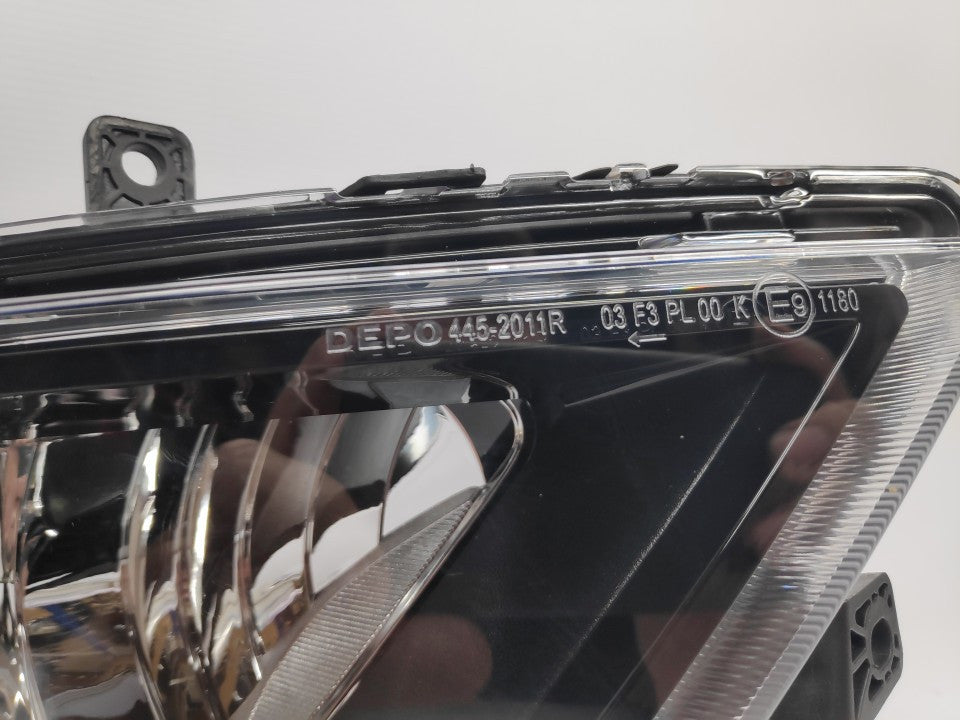 Farol Nevoeiro Direito Seat Leon 12-