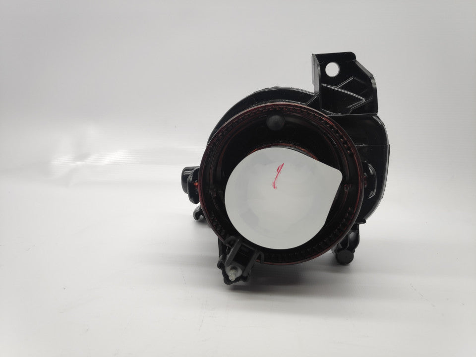 Farol Nevoeiro Direito Toyota Avensis 03-06