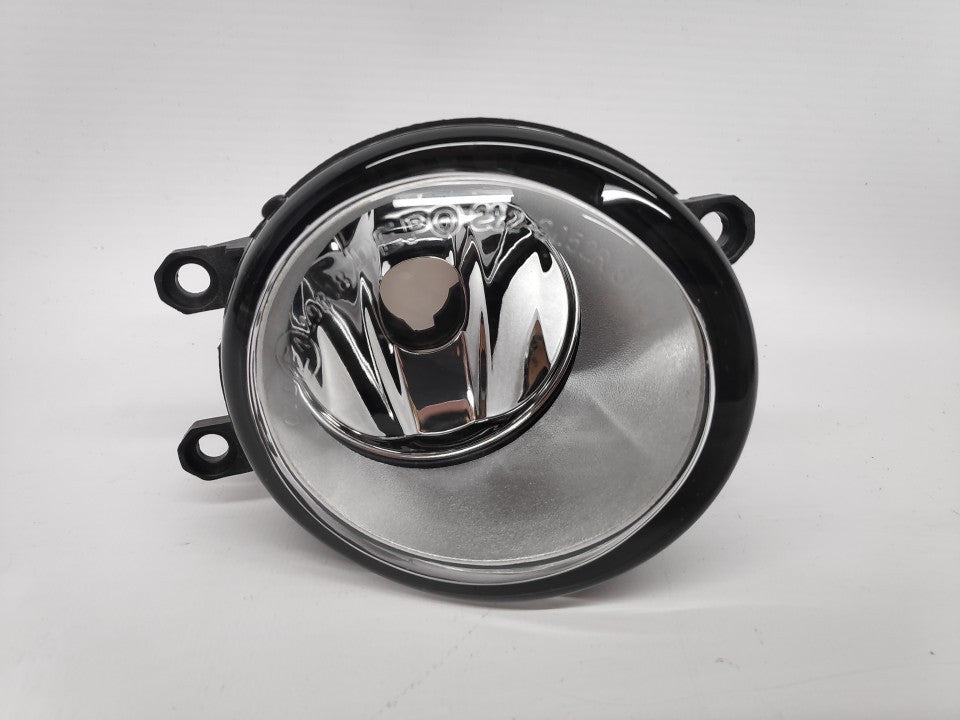 Farol Nevoeiro Direito Toyota Avensis 06-08