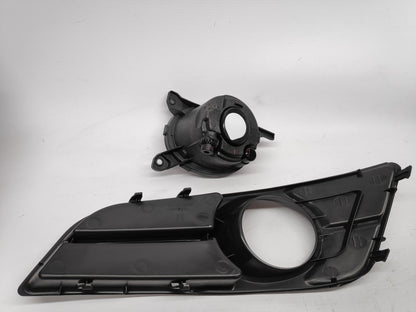 Farol Nevoeiro Direito Toyota Corolla 3/5P 04-07