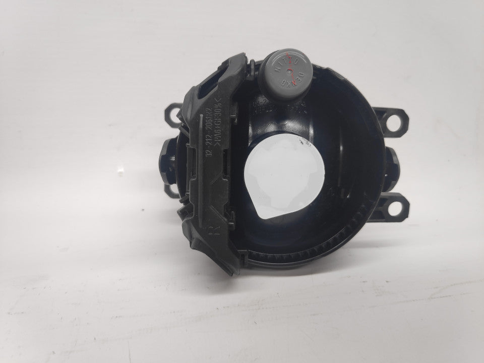 Farol Nevoeiro Direito Toyota Corolla Verso 05-09