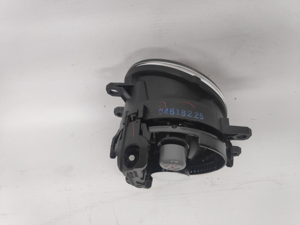 Farol Nevoeiro Direito Toyota Corolla Verso 05-09
