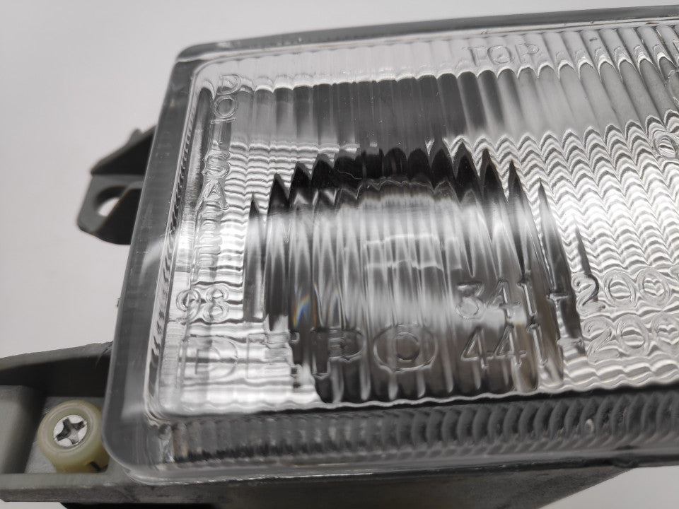 Farol Nevoeiro Direito Vw Golf III 92-97