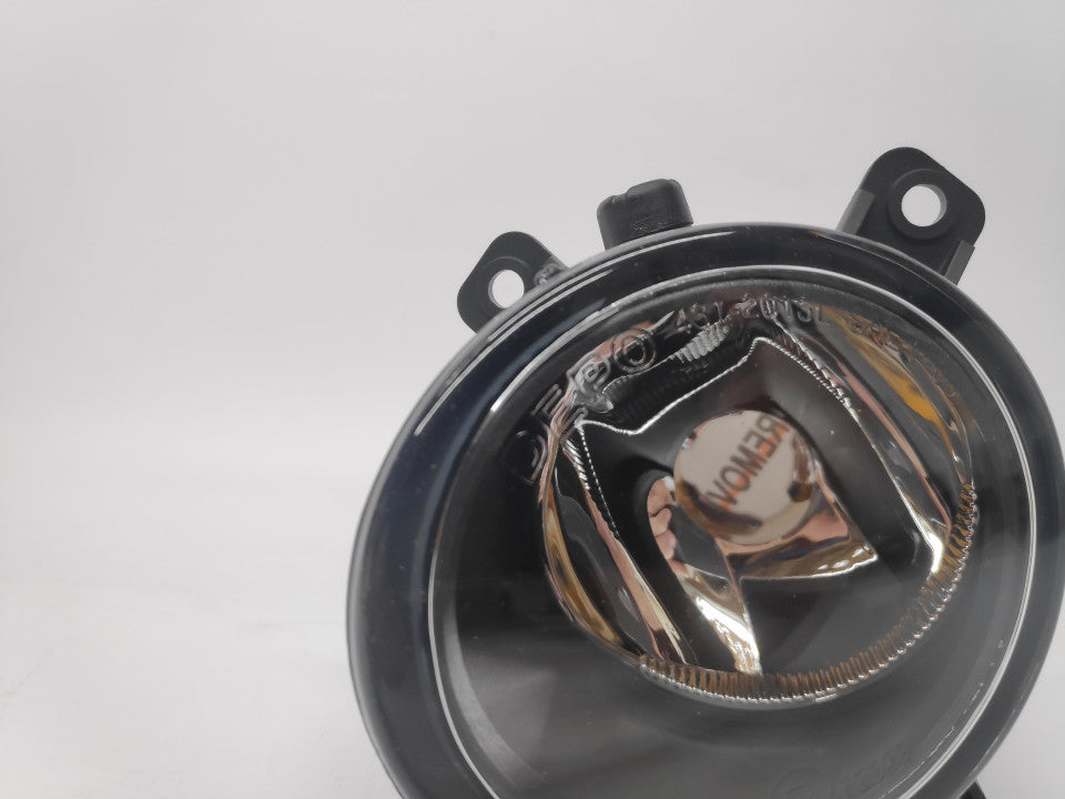 Farol NEvoeiro Esquerdo Ford Mondeo III 00-03