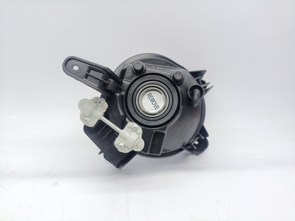 Farol Nevoeiro Esquerdo Hyundai I10 13-