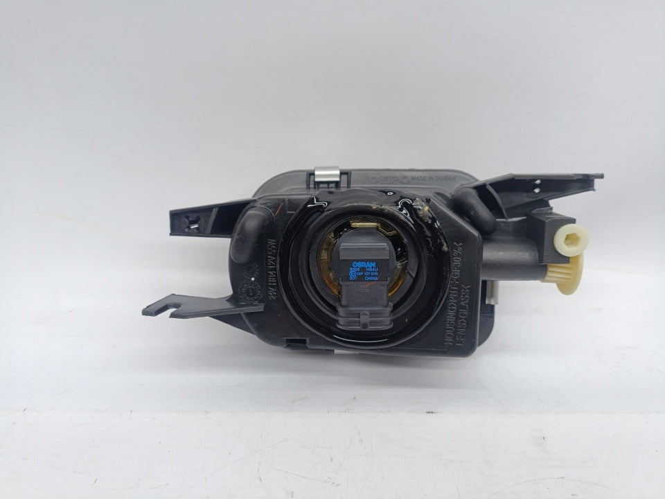 Farol Nevoeiro Esquerdo Mercedes W203 C Class 00-04