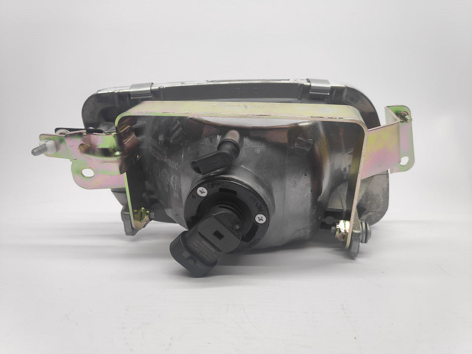 Farol Nevoeiro Esquerdo Mitsubishi Pajero 00-02