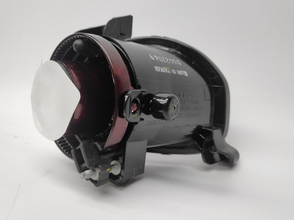 Farol Nevoeiro Esquerdo Toyota Avensis 03-06