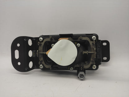Farol Nevoeiro Esquerdo Toyota Corolla Hatchback 3 / 5P 01-04
