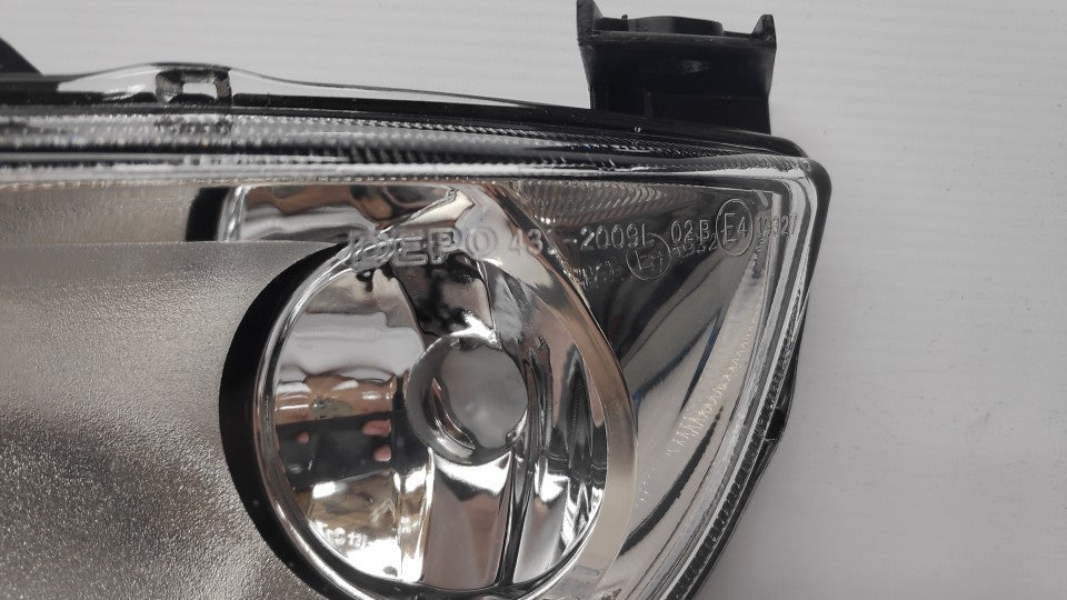 Farol NEvoeiro Esquerdo Transparente Ford Fiesta V 02-05