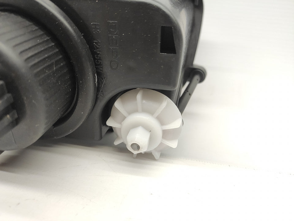 Farol Nevoeiro Esquerdo Vw Transporter T4 / Multivan / Caravelle 96-03