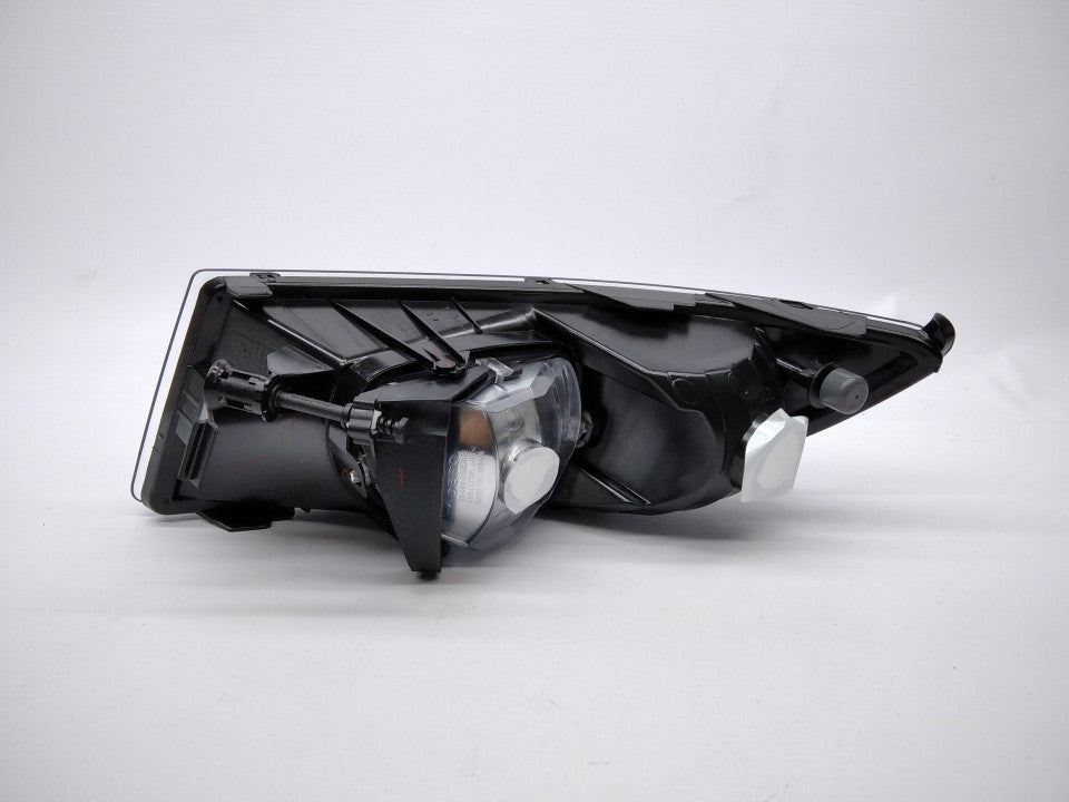 Farol Nevoeiro Skoda Fabia 10-14 Direito