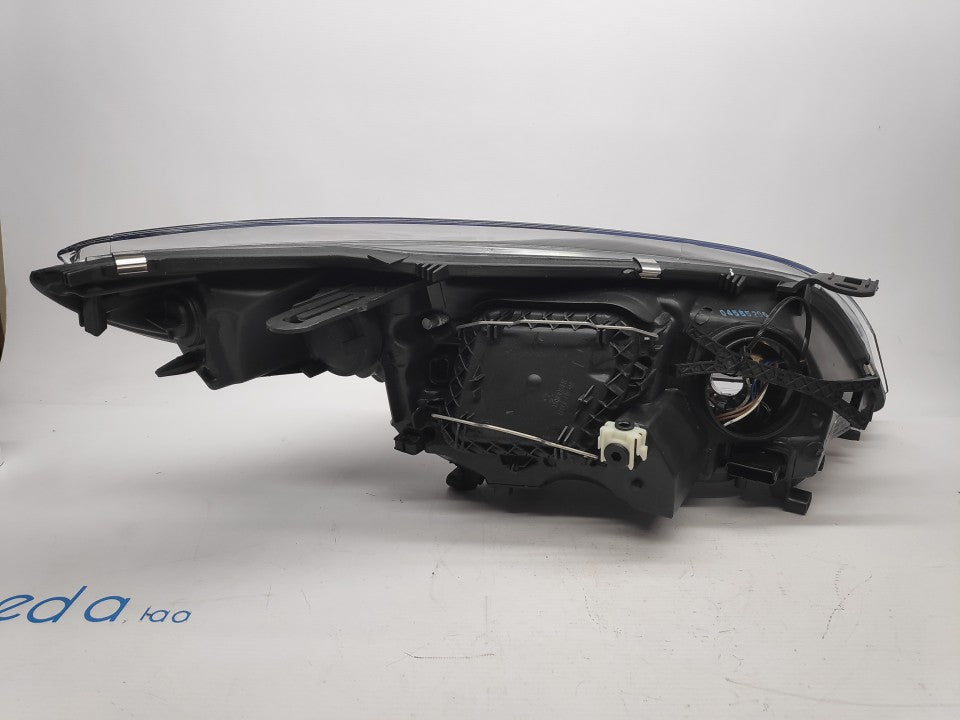 Farol Renault Megane III 08-11 Esquerdo Mascara Preta