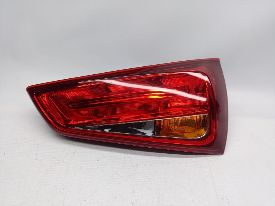 Farolim Direito Audi A1 10-14