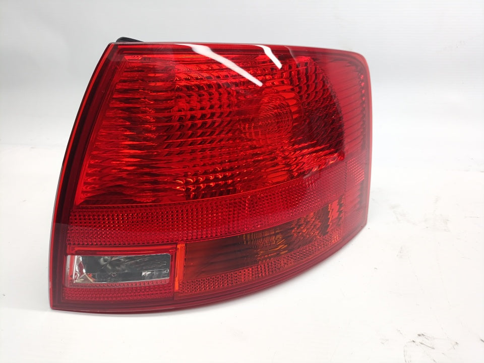 Farolim Direito Audi A4 04-07 Avant