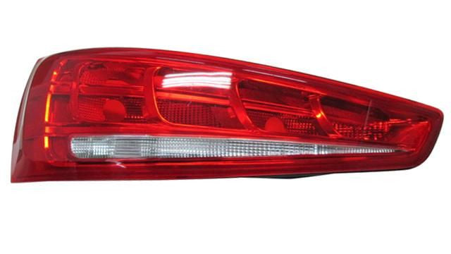 Farolim Direito Audi Q3 11-14