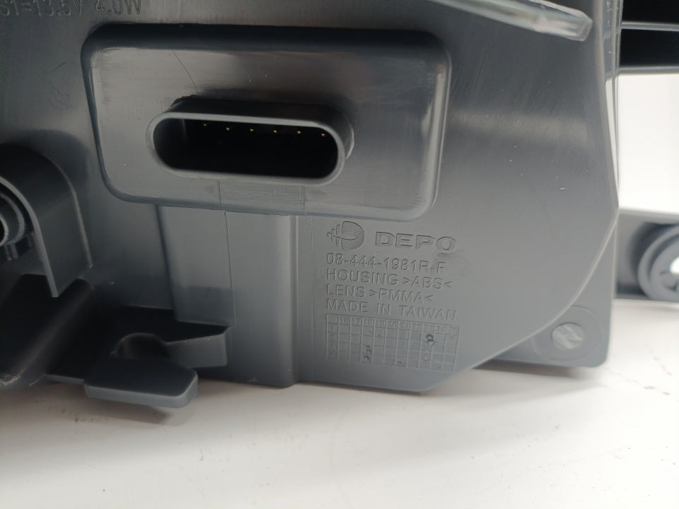 Farolim Direito Bmw 3 F30 4P Led 15-18