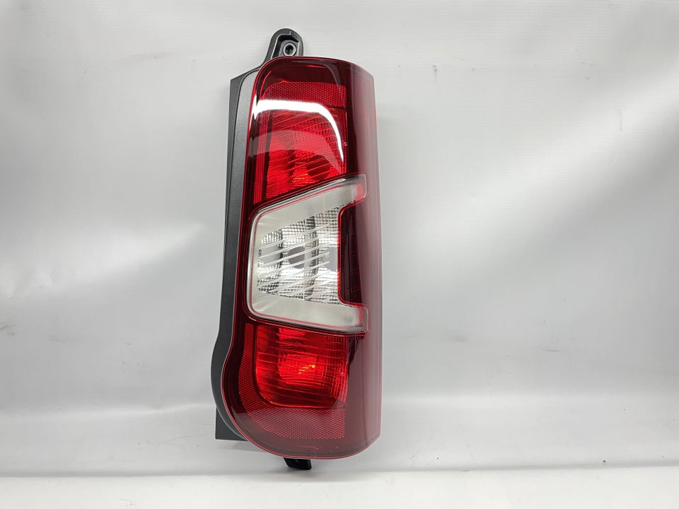 Farolim Direito Citroen Berlingo IV 2P 18 -