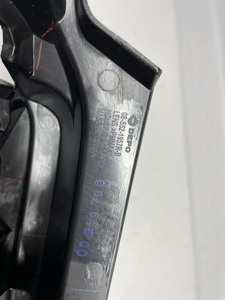 Farolim Direito Citroen Berlingo IV 2P 18 -