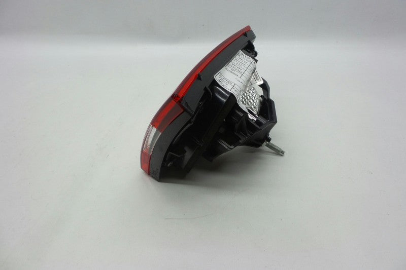 Farolim Direito da Mala Renault Clio IV 12