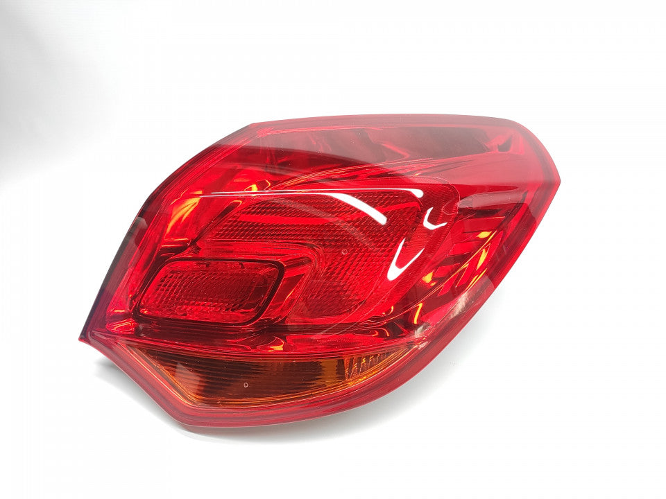 Farolim Direito Exterior Opel Astra J 5P 10-15