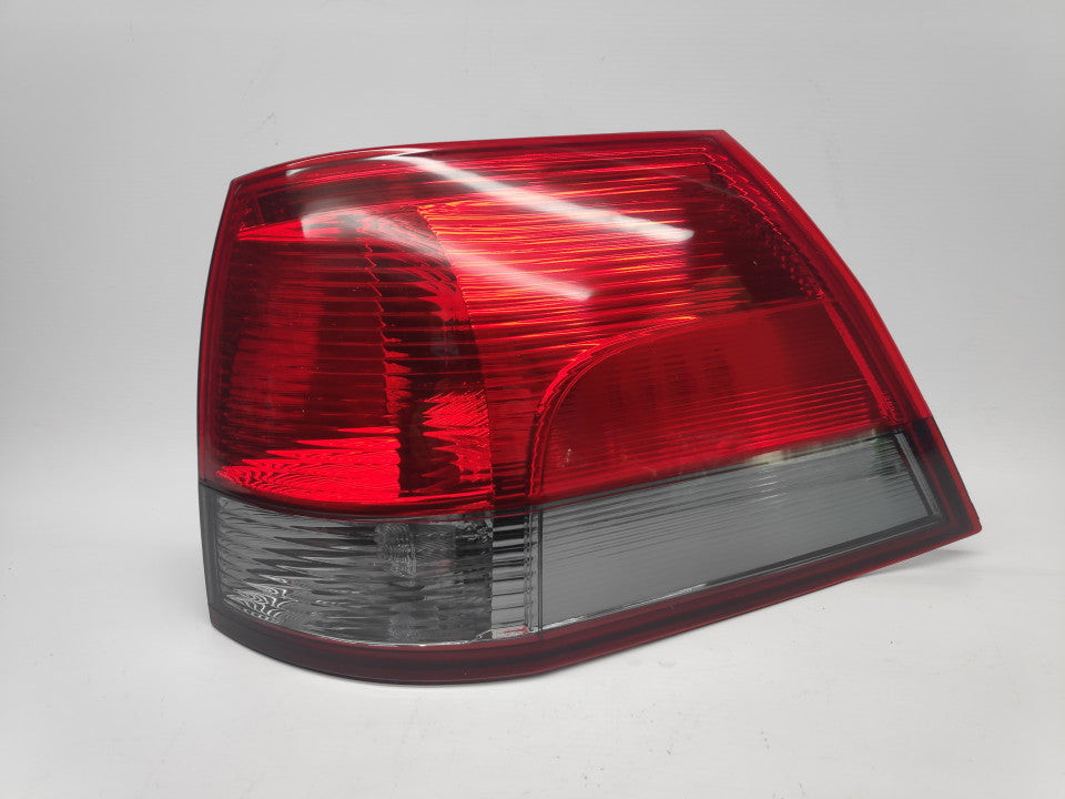 Farolim Direito exterior Opel Vectra C Wagon 05-08