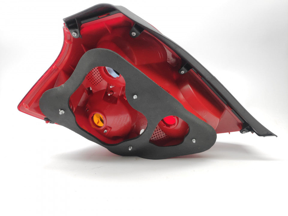 Farolim Direito Kia Ceed 5P 07-09