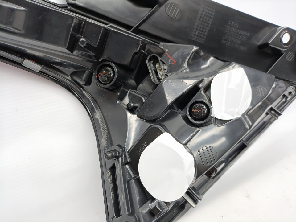 Farolim Direito Led Lancia Ypsilon 11-