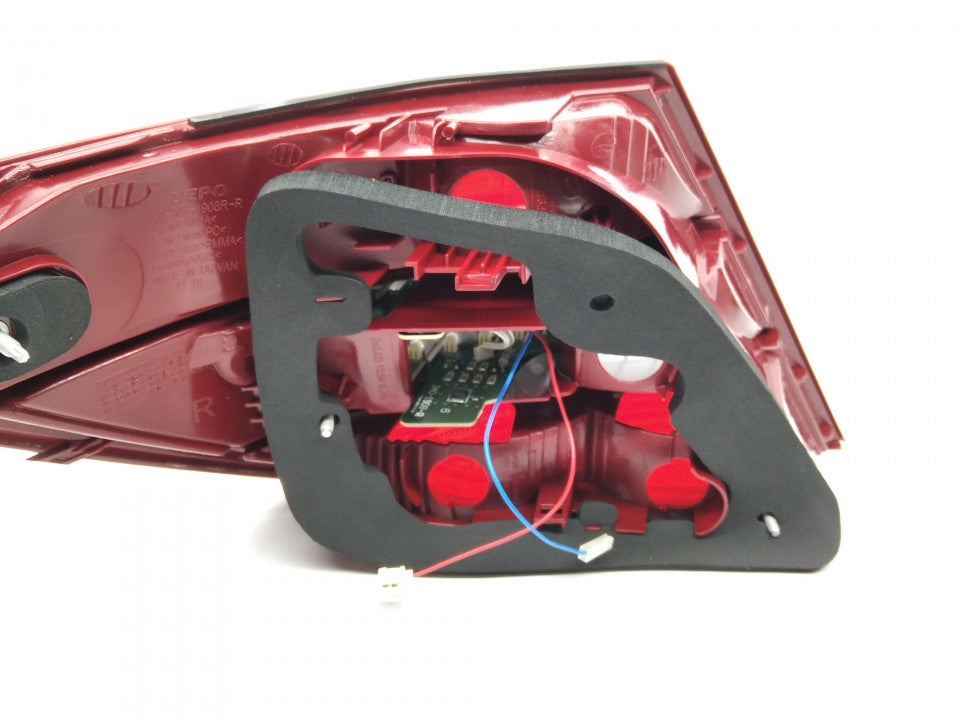 Farolim Direito Led Mercedes W204 C Class Berlina 07-10