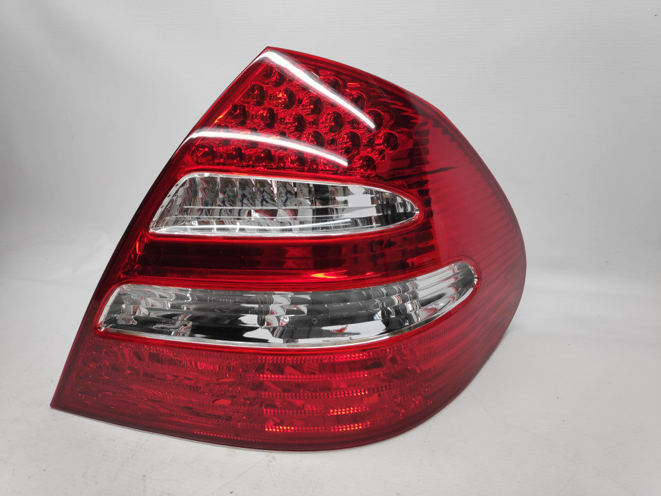 Farolim Direito Led Mercedes W211 E Class Berlina 02-06