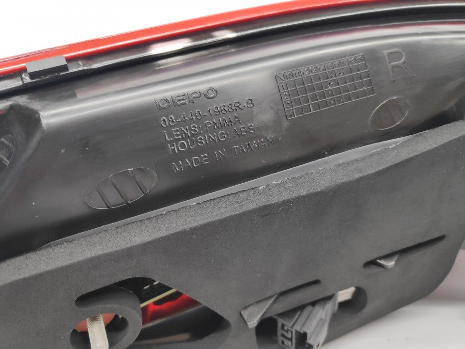 Farolim Direito Led Mercedes W212 E Class Sedam 09-13