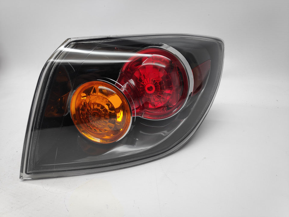 Farolim Direito Mazda 3 Hatchback 5P 03-07 Mascara Preta