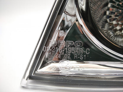 Farolim Direito Mazda 6 4P/ 5P 02-05